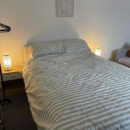 Nice Cosy Flat. Walking Distance To City Нотингам Екстериор снимка